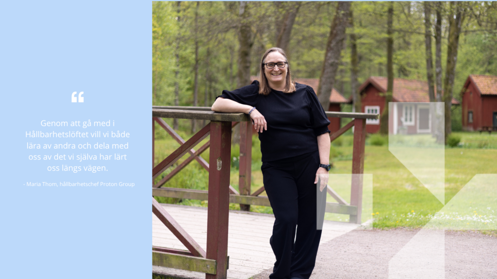 Hållbarhetschef Maria Thom vid gångbro i Apladalen i Värnamo